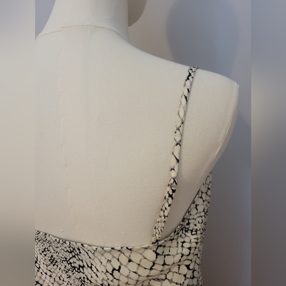 Banana Republic Snake Print  Cowl Neck Camisole Top Size XS - Picture 2 of 7